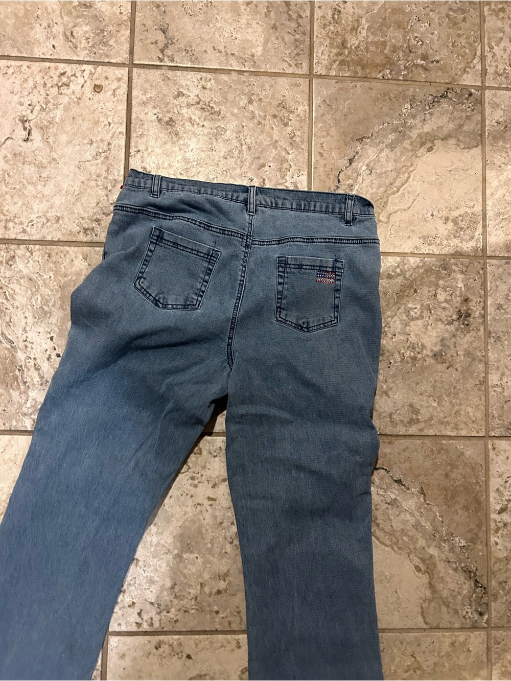 DG2 by Diane Gilman Light Blue Denim Jeans with Interior Label